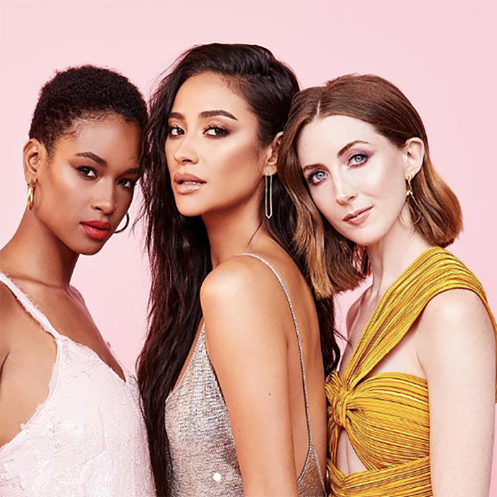 Shay Mitchell <br/> BUXOM Cosmetics