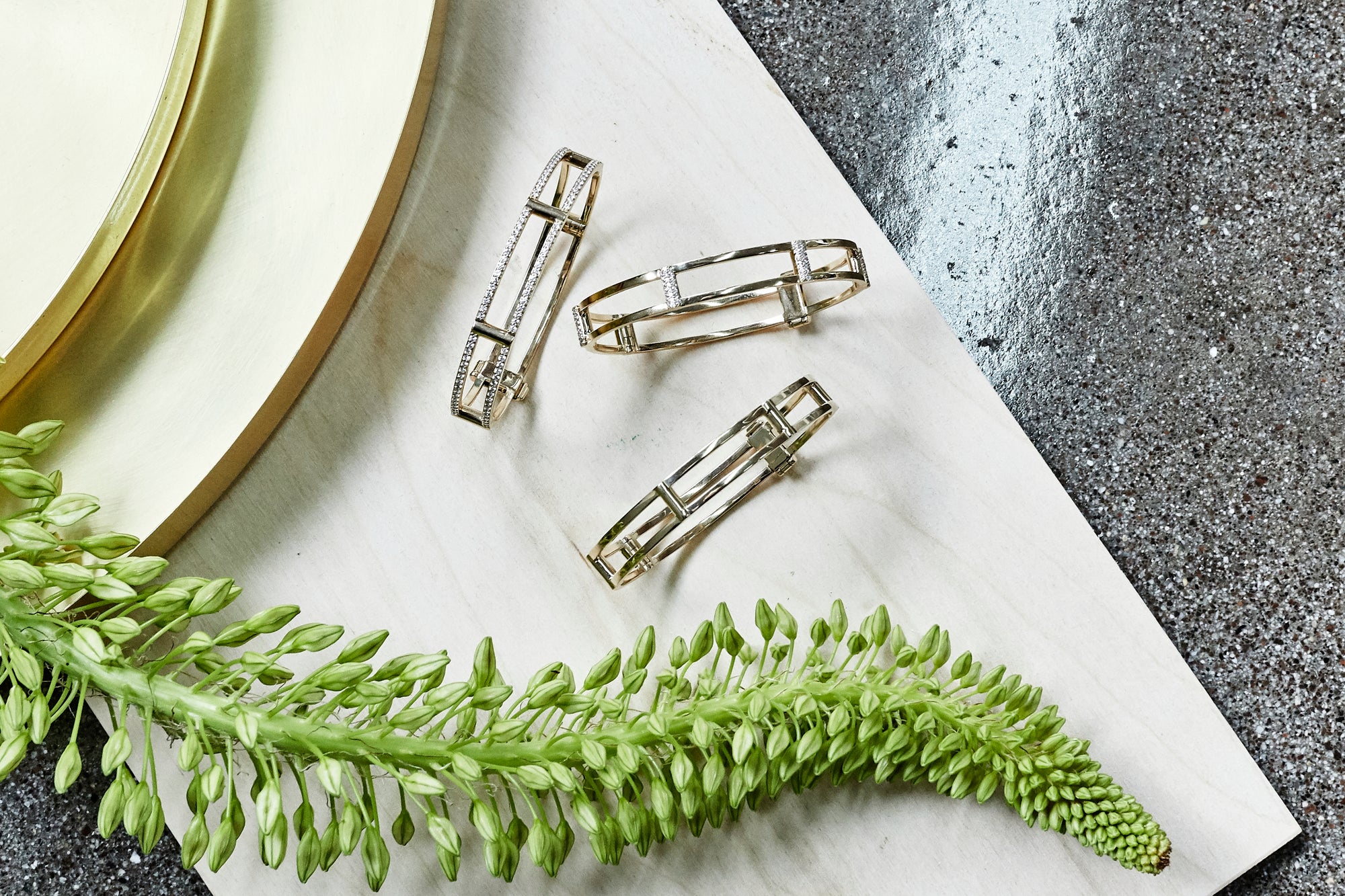 Locking Cage Bracelet | Yellow Gold