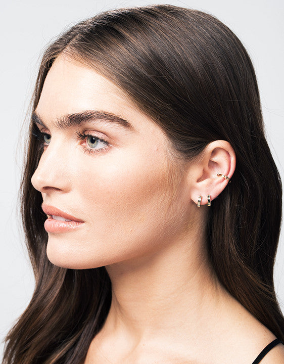 Cage Huggies with Baguette Diamonds | Yellow Gold